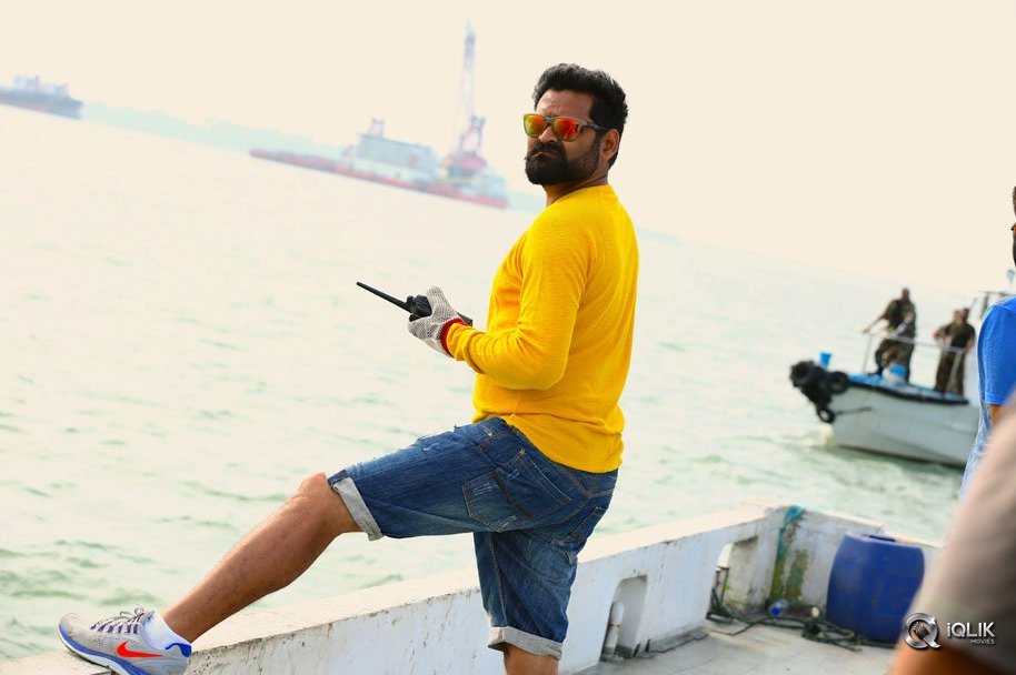 Garuda-Vega-Movie-Director-Praveen-Sattaru-Birthday-Photos